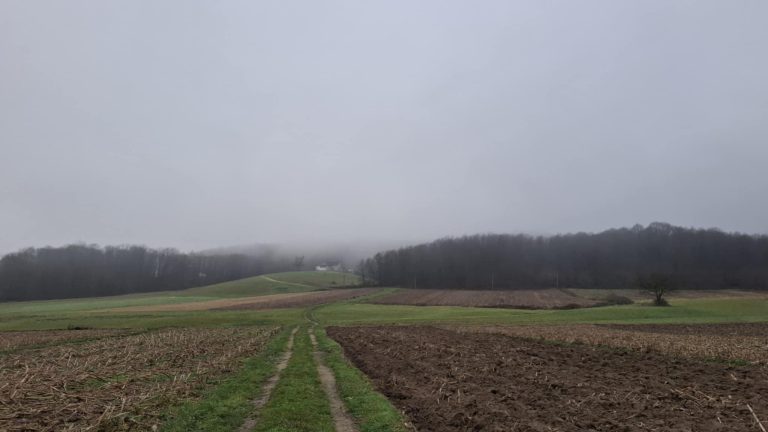U ponedjeljak oblačno uz sunčane periode