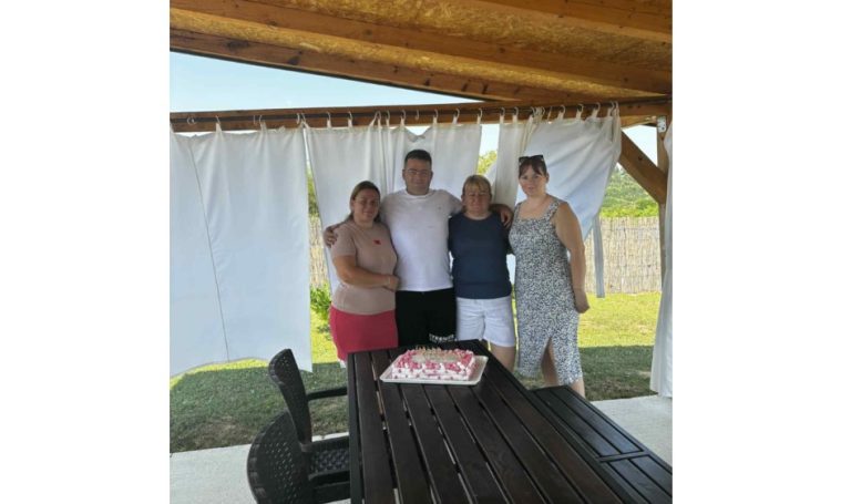 Neobičan slučaj porodice Vuruna: Rođeni na isti datum