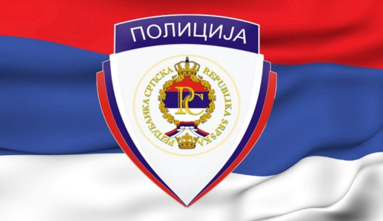 Na pružnom prelazu smrtno stradalo lice koje je upravljalo traktorom