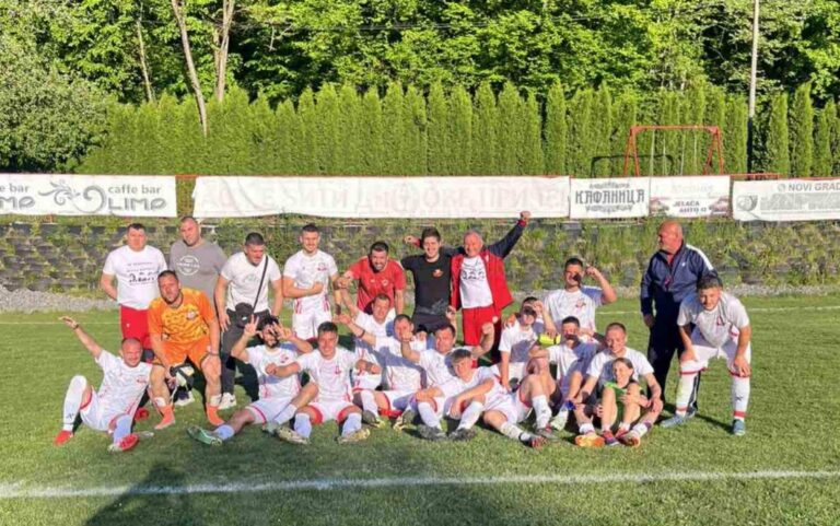 Sloga slavila u golijadi u Dobrljinu, Svodna sigurna kod kuće