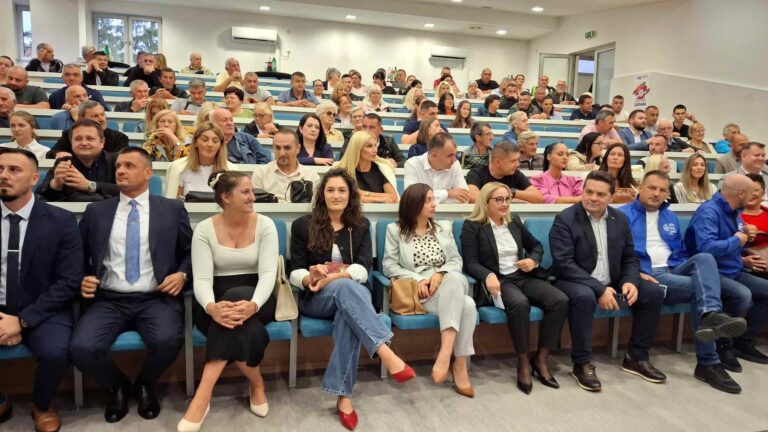 Ujedinjena Srpska : Predstavljen program i kanididati na predstojećim izborima