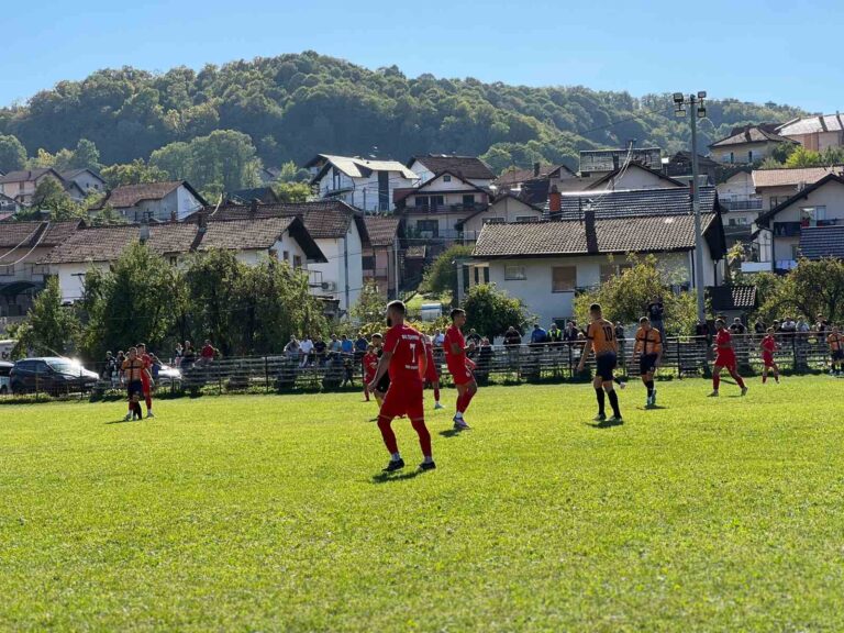 Plamen ispustio dva gola prednosti i remizirao sa Laušem